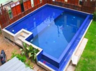 Sand Inn Hotel Hua Hin Exterior photo